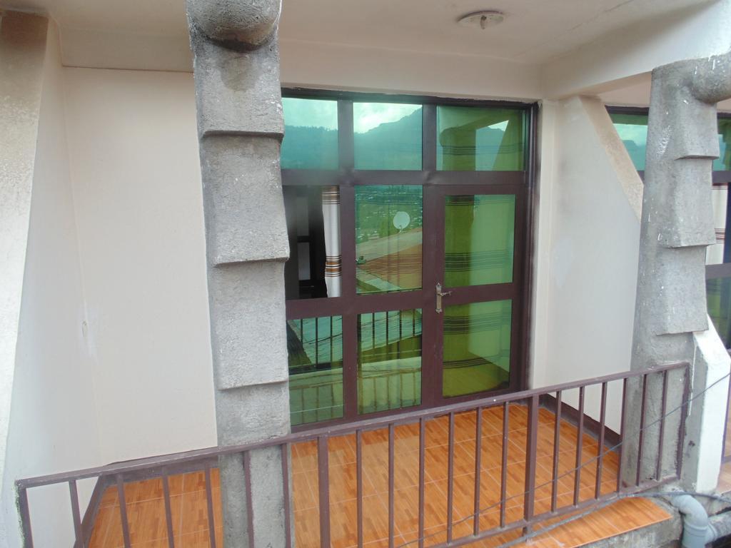 לאליבלה Torpedo Hotel מראה חיצוני תמונה
